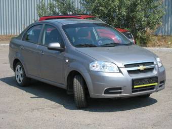 2011 Chevrolet Aveo Pictures