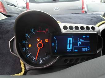 2012 Chevrolet Aveo Photos