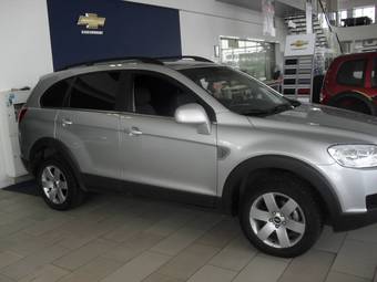 2010 Chevrolet Captiva Photos