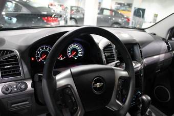 2012 Chevrolet Captiva Photos