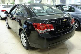 2009 Chevrolet Cruze Pics