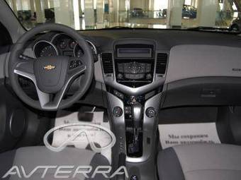 2010 Chevrolet Cruze Photos