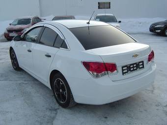 2010 Chevrolet Cruze Images