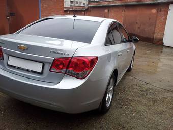 2010 Chevrolet Cruze Photos