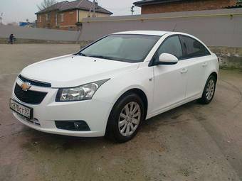 2010 Chevrolet Cruze Photos