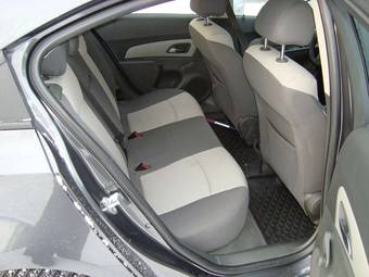 2011 Chevrolet Cruze Photos