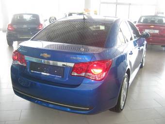 2011 Chevrolet Cruze Photos