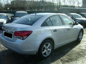 2011 Chevrolet Cruze Photos