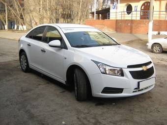 2011 Chevrolet Cruze Images