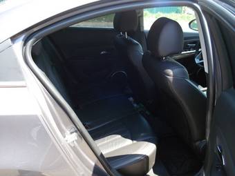 2011 Chevrolet Cruze Images