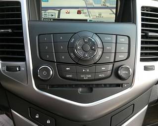 2011 Chevrolet Cruze Photos