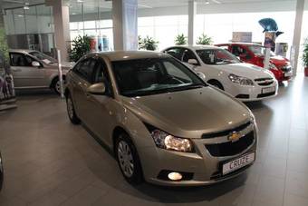 2012 Chevrolet Cruze Pics