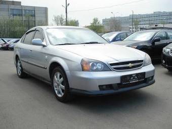 2004 Chevrolet Evanda Pics