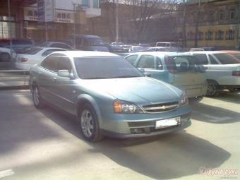 2005 Chevrolet Evanda Photos