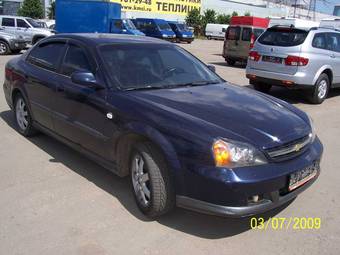 2005 Chevrolet Evanda Photos