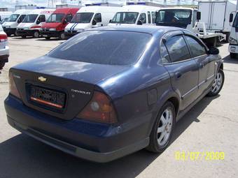 2005 Chevrolet Evanda Photos