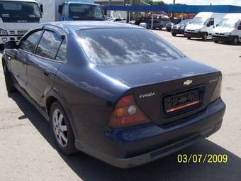 2005 Chevrolet Evanda Pictures