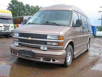 2000 Chevrolet Express Pictures