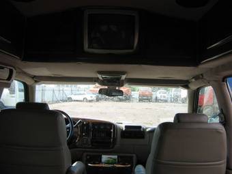 2000 Chevrolet Express Pictures