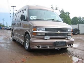 2000 Chevrolet Express Photos