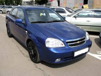 2004 Chevrolet Lacetti Pictures