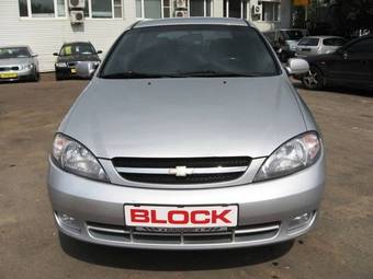 2004 Chevrolet Lacetti Images
