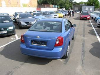 2004 Chevrolet Lacetti Pictures