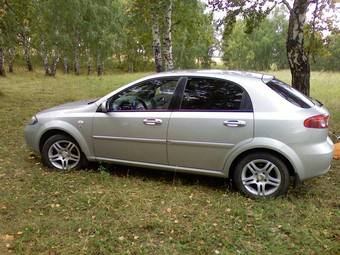 2004 Chevrolet Lacetti Photos