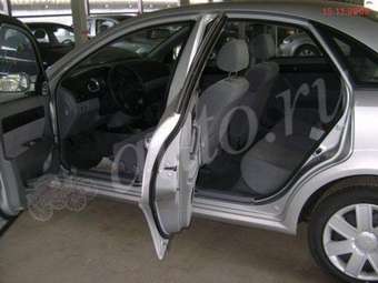 2005 Chevrolet Lacetti Pictures