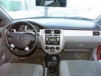 2005 Chevrolet Lacetti Pictures
