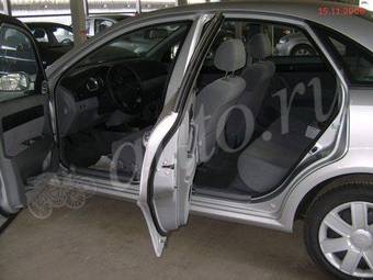 2005 Chevrolet Lacetti Pictures