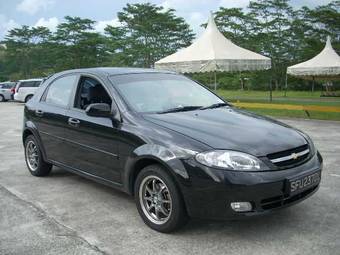 2005 Chevrolet Lacetti Images