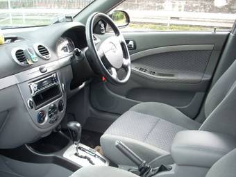 2005 Chevrolet Lacetti Pictures