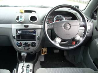 2005 Chevrolet Lacetti Photos