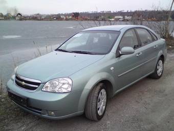 2005 Chevrolet Lacetti Pictures