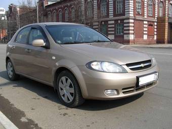 2005 Chevrolet Lacetti Pictures