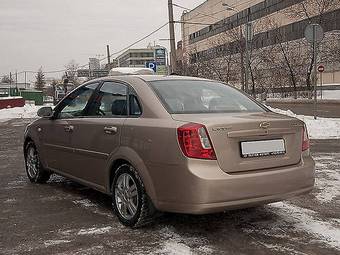 2005 Chevrolet Lacetti Pictures