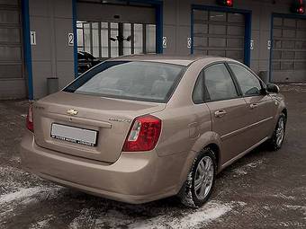 2005 Chevrolet Lacetti Pictures