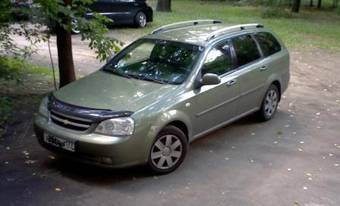 2005 Chevrolet Lacetti Pictures