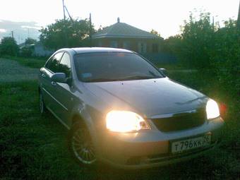 2005 Chevrolet Lacetti Photos