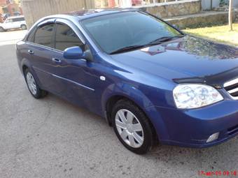 2005 Chevrolet Lacetti Pictures