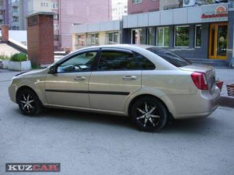 2005 Chevrolet Lacetti Photos