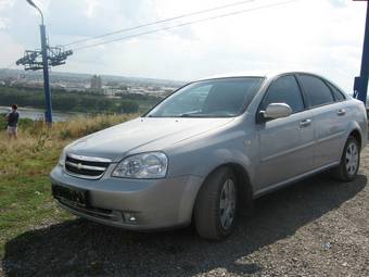 2005 Chevrolet Lacetti Photos