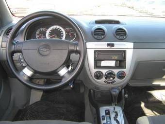 2006 Chevrolet Lacetti Photos
