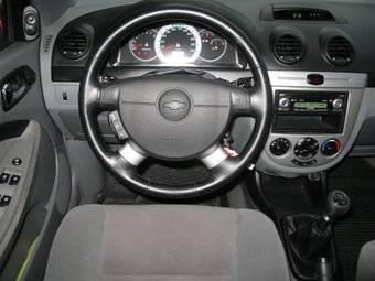 2006 Chevrolet Lacetti Pictures