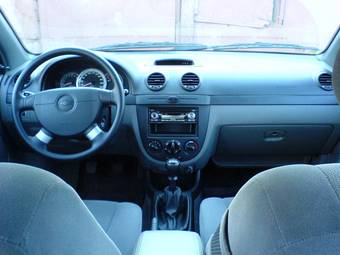 2006 Chevrolet Lacetti Photos