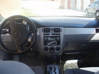 2006 Chevrolet Lacetti Photos