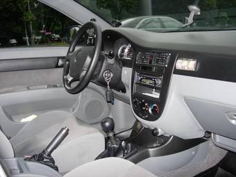 2007 Chevrolet Lacetti Photos