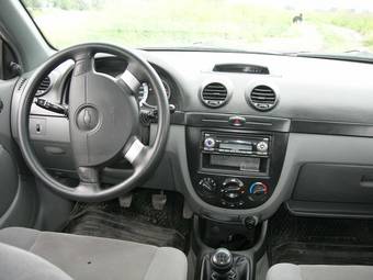 2007 Chevrolet Lacetti Pictures