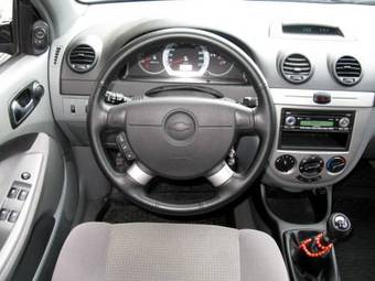 2008 Chevrolet Lacetti Photos